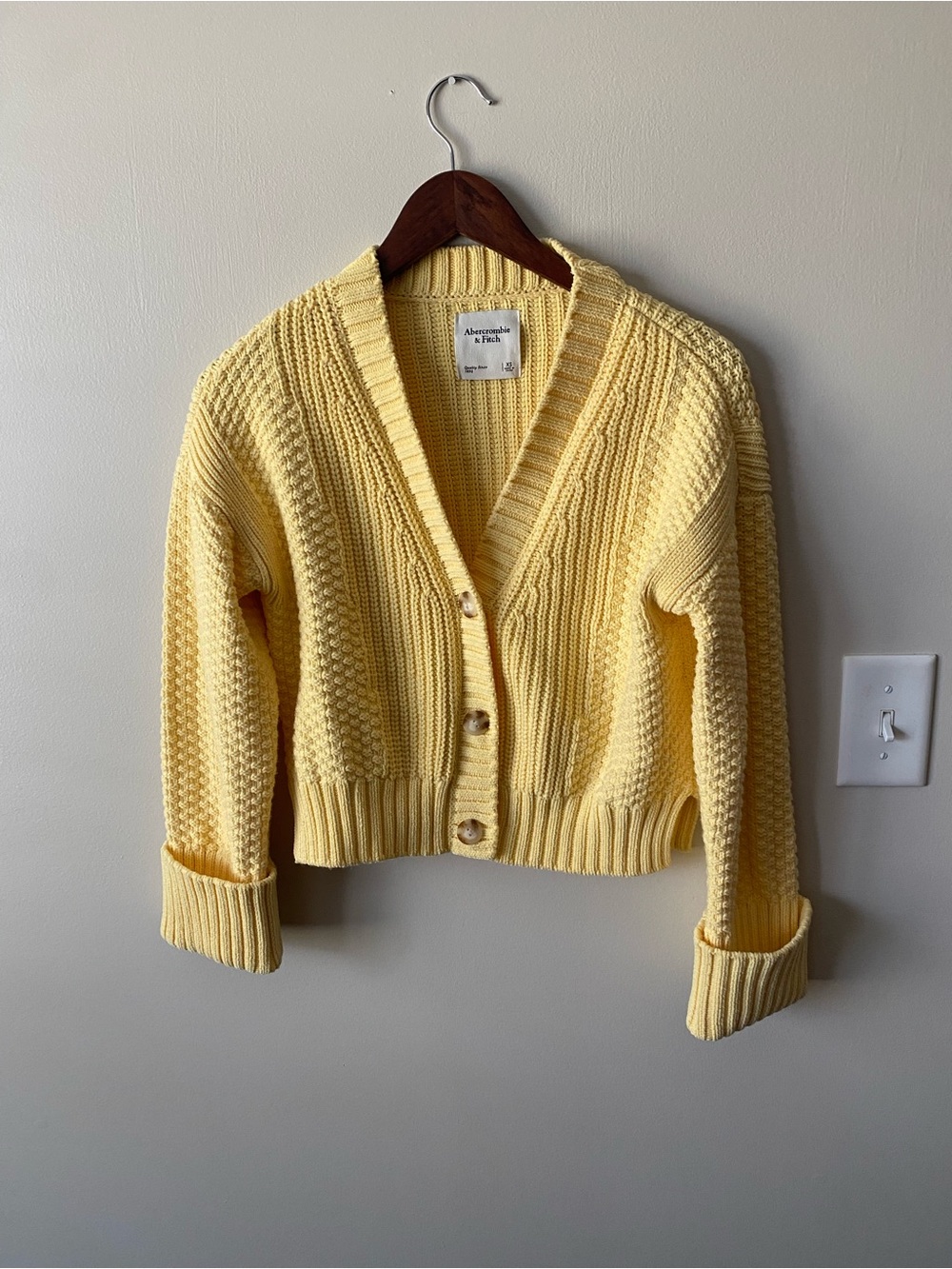 NWOT Abercrombie & Fitch Chunky Knit Cardigan